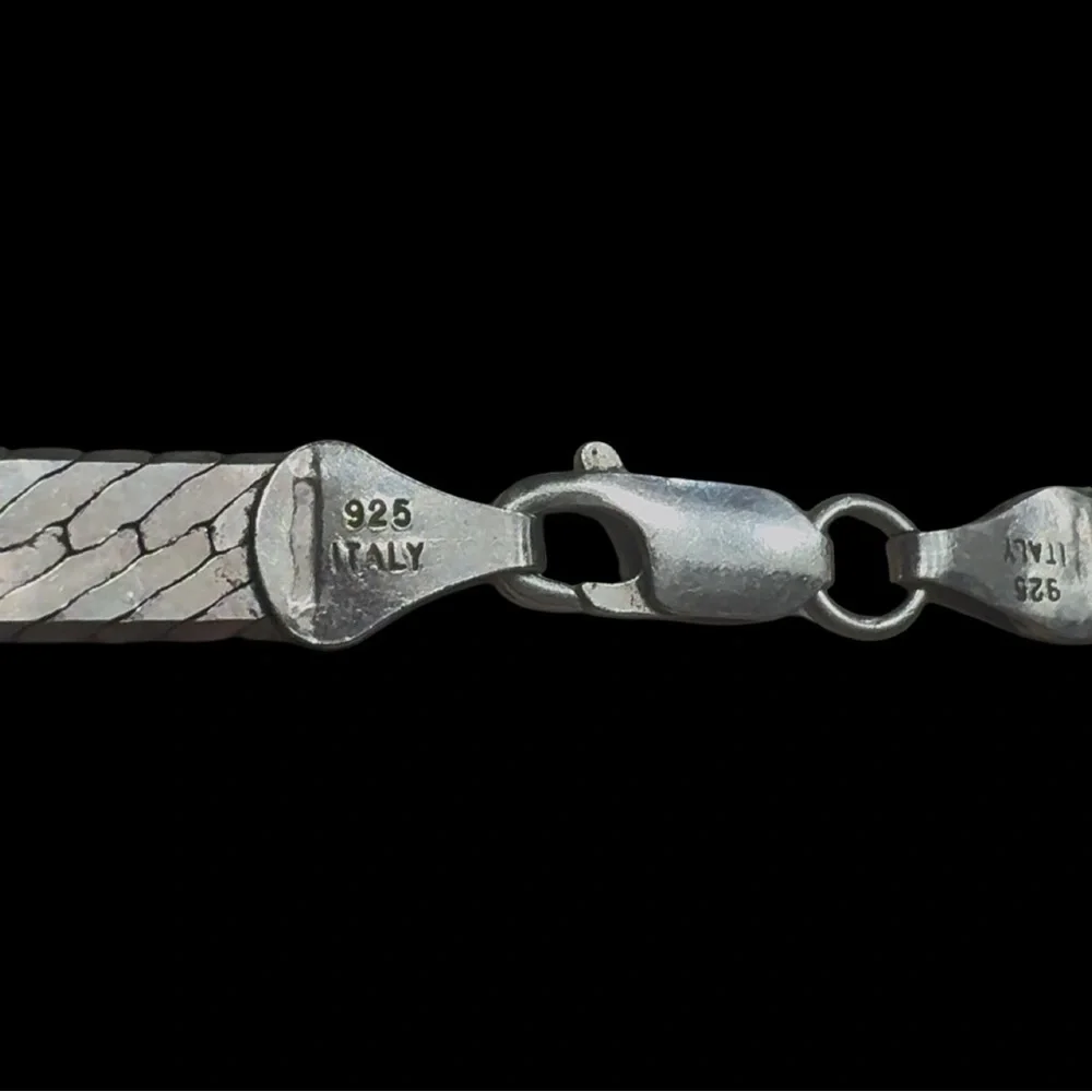 Elegant Silver Herringbone Necklace